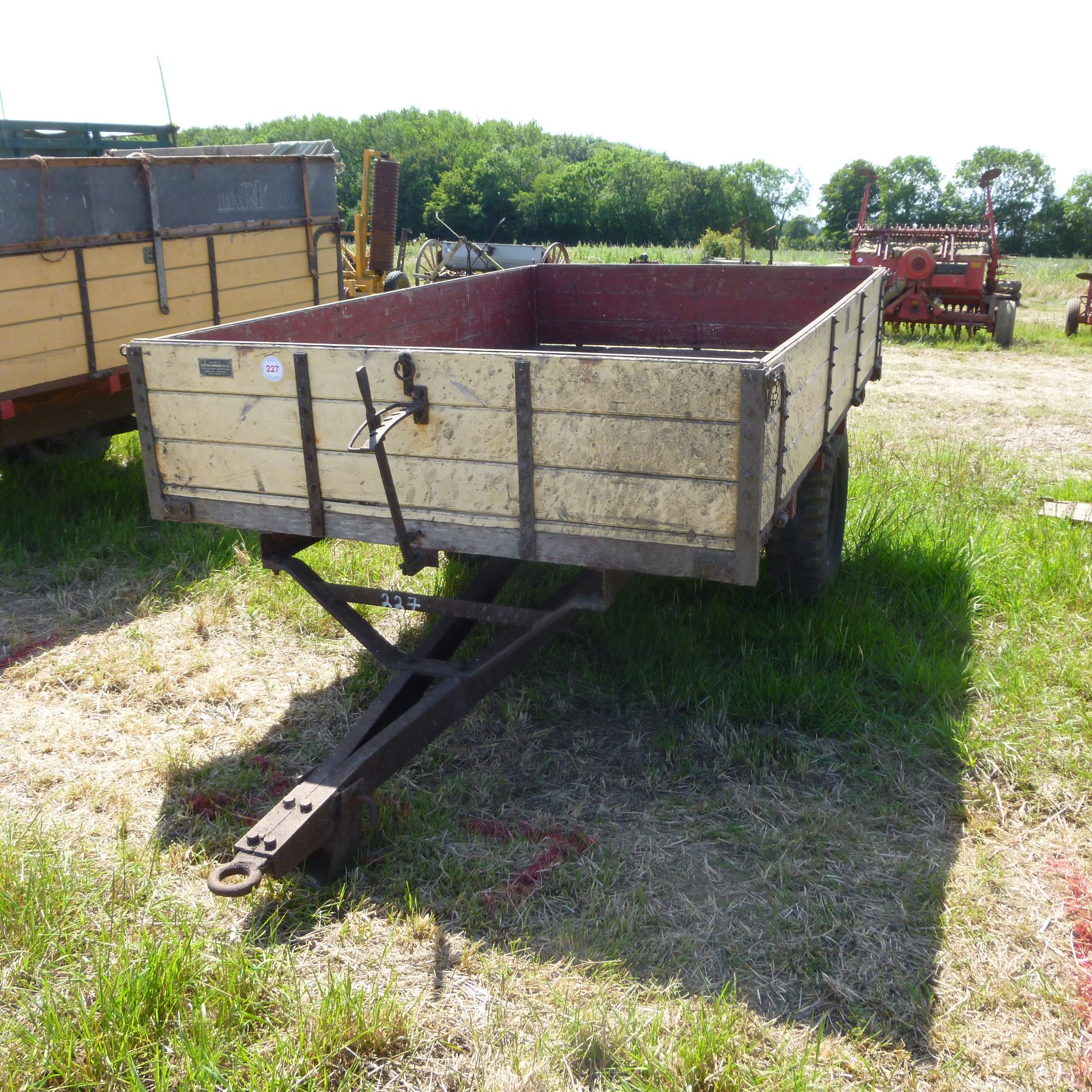 2 wheel wooden tipping trailer supplied by Wrentham Engineering - Image 2 of 2