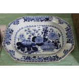 An 18th Century Nanking floral meat plate,