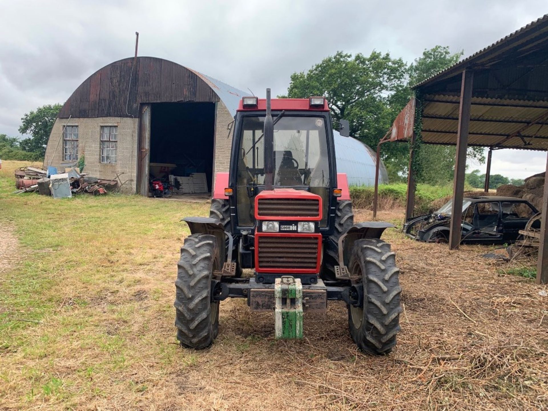 1988 Case International 856 XL 4wd Tractor on 12.4 R 24 ( fronts) and 16.