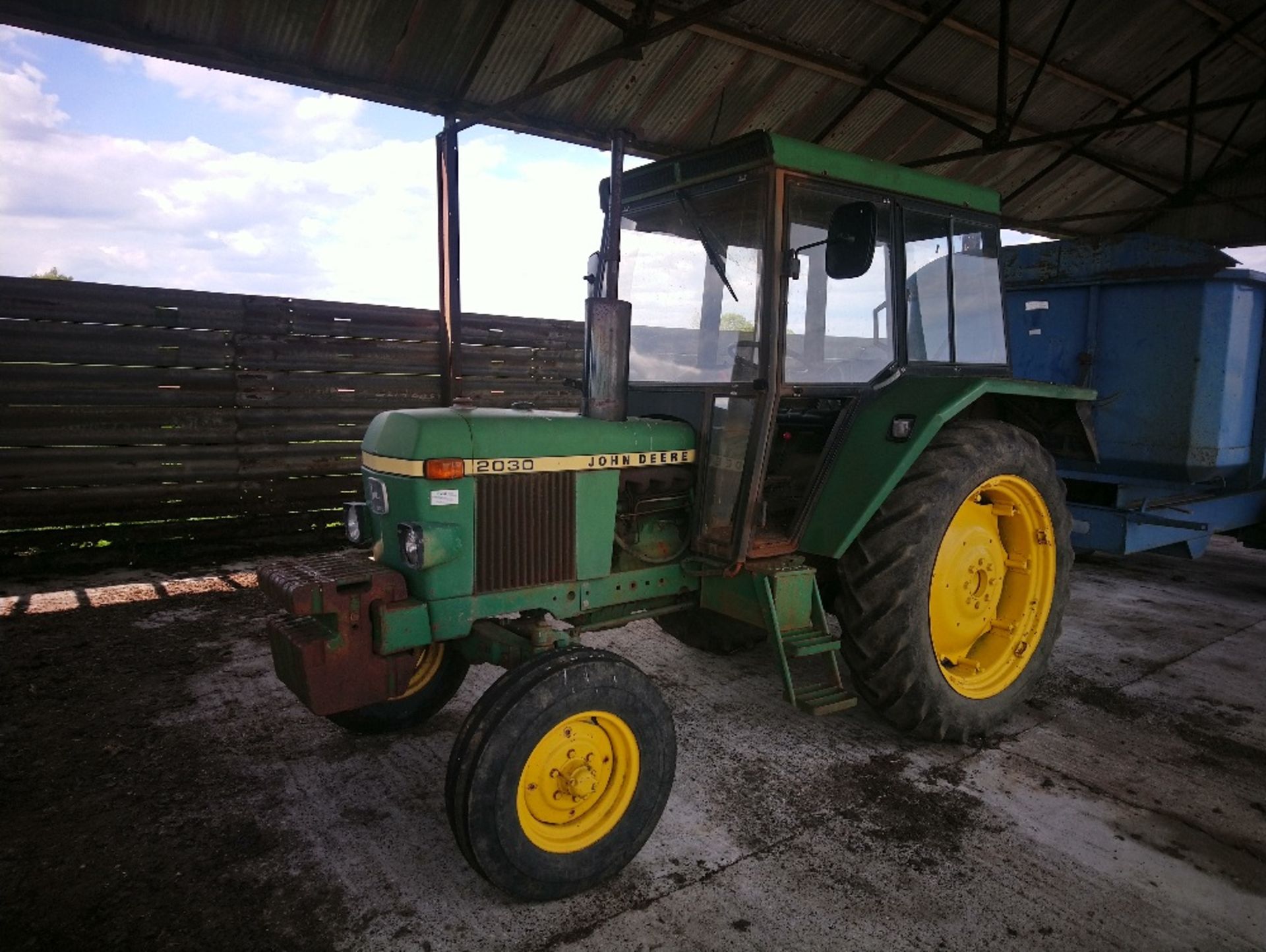 1979 John Deere 2030 2wd Tractor c/w front weights Reg HDX 333V