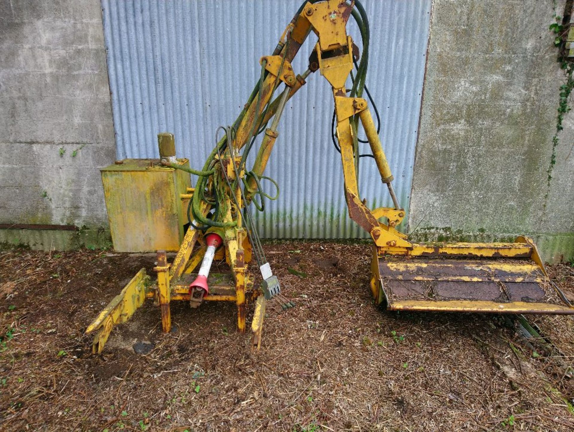 Bomford hedge cutter