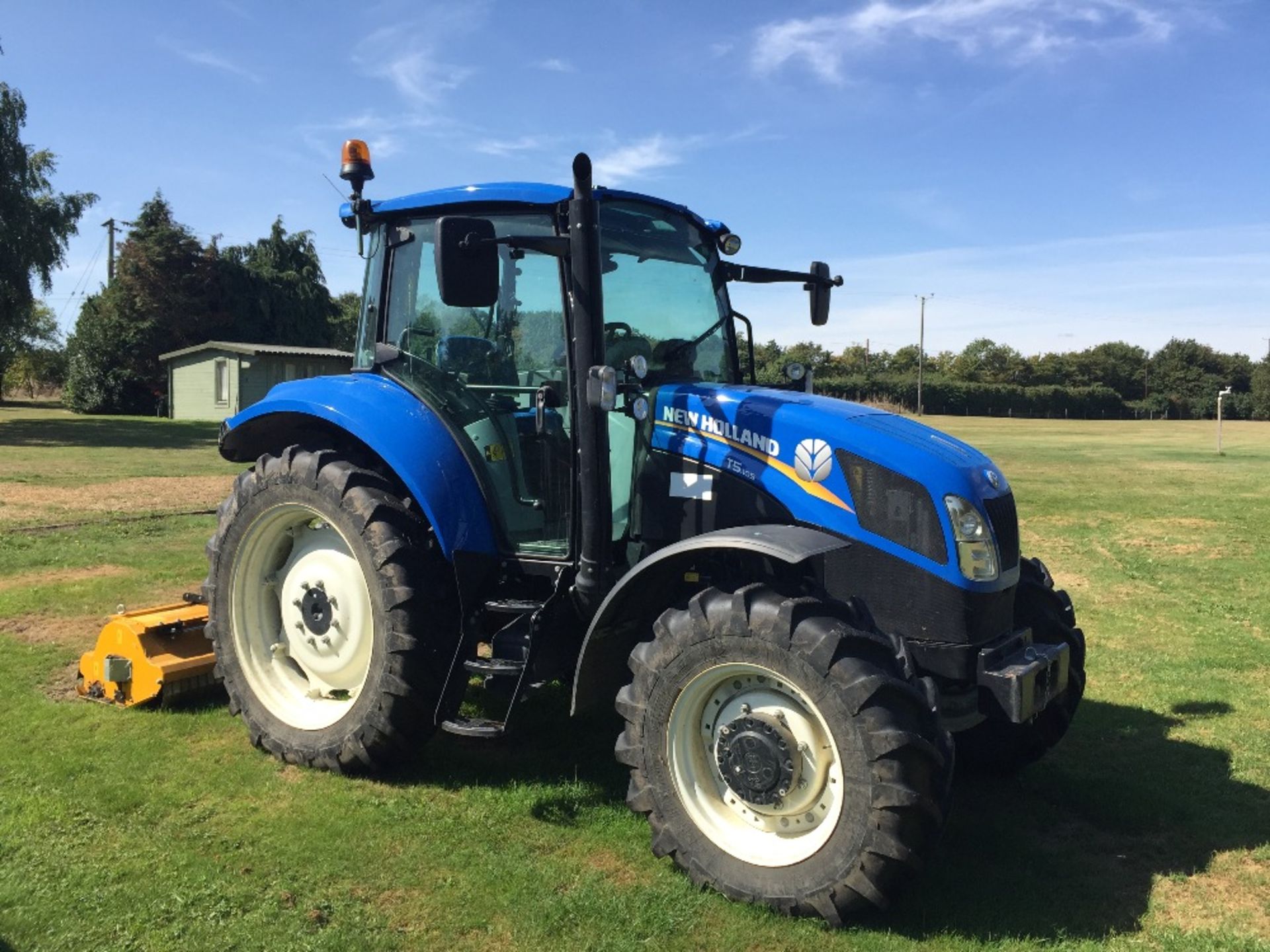 2015 New Holland T5.105 4wd Tractor 711.4hrs 13.6R38 rear wheels 13. - Image 3 of 8