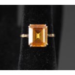 A 9ct gold citrine set ring,