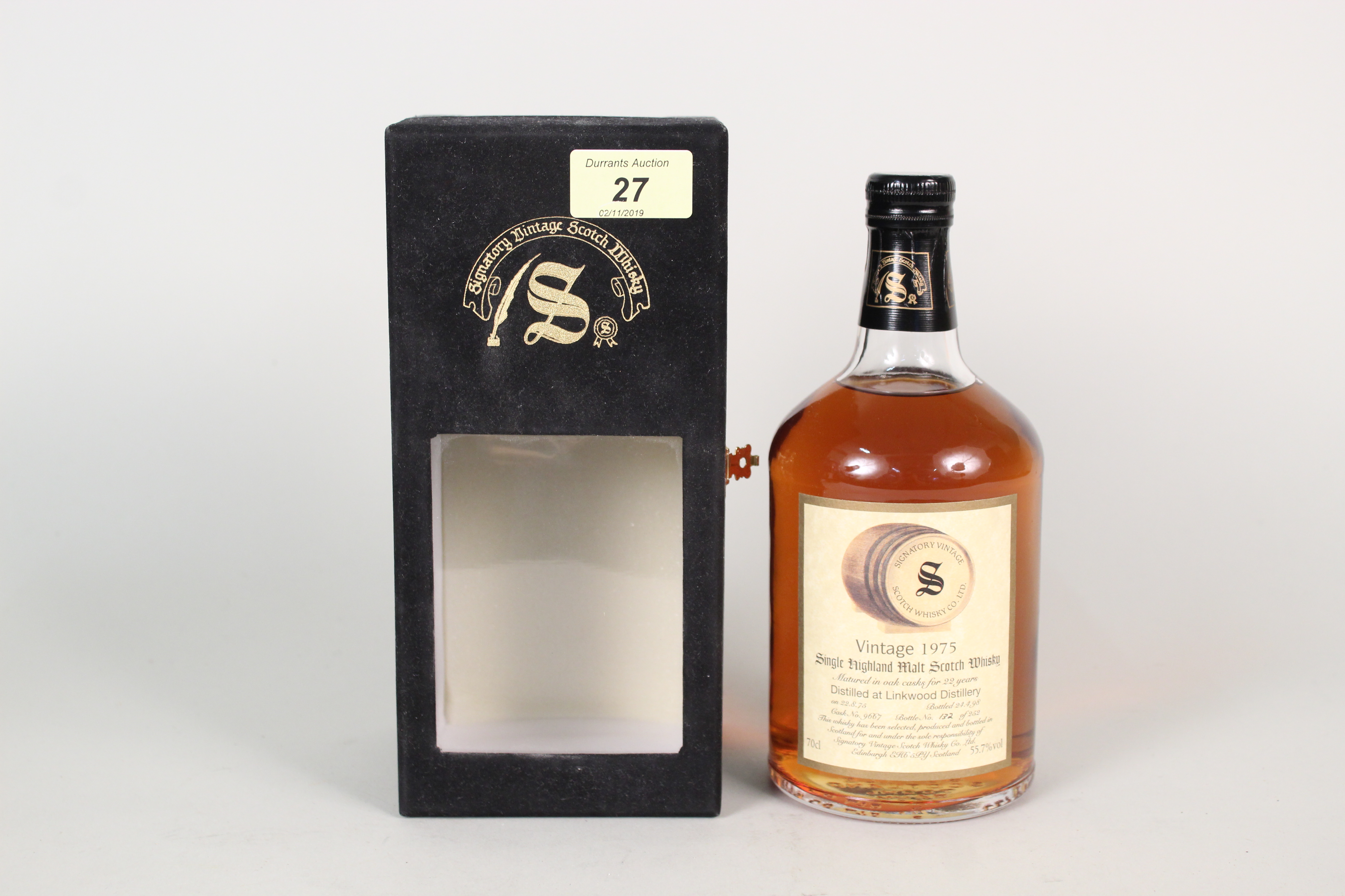 A boxed bottle of Linkwood Distillery 22 year aged 1975 Single Highland Malt Whisky