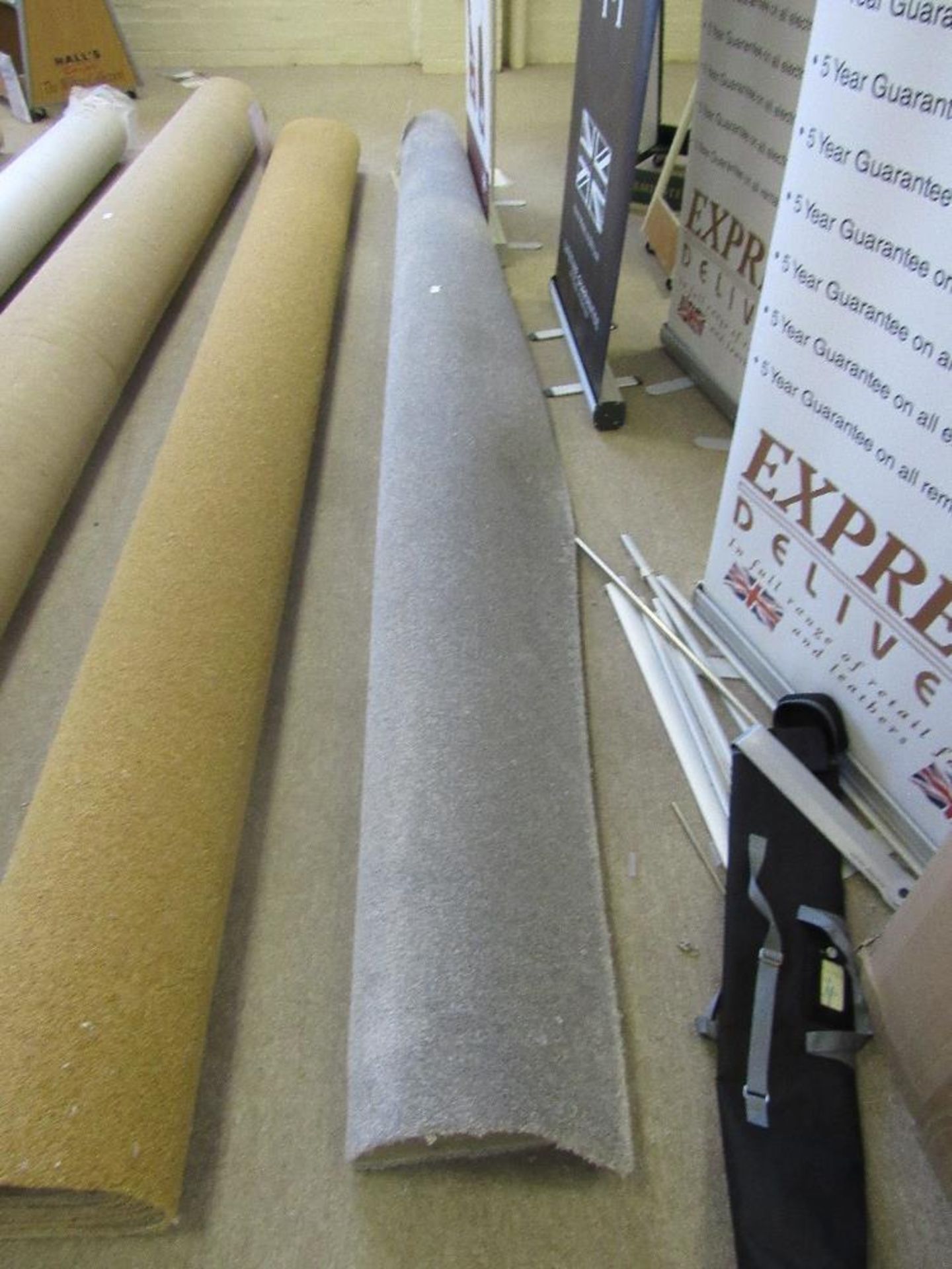 Carpet, cormar grey, 3 x 4,