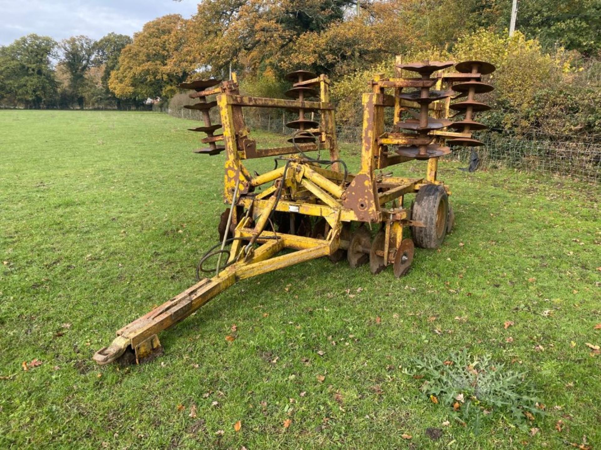 Set of Coopers folding disc. Stored near Goring Heath, Reading. No VAT on this item.