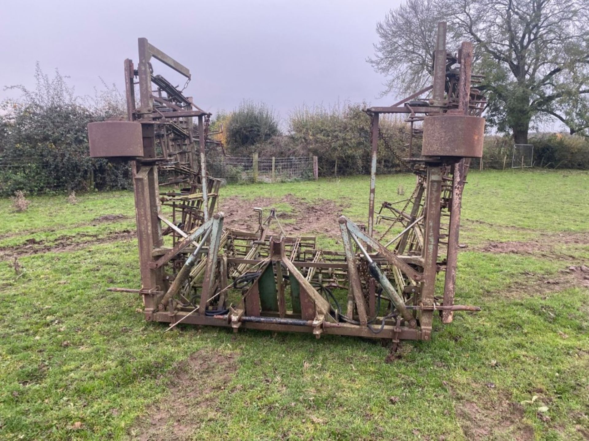 Combi harrow. Stored near Goring Heath, Reading. No VAT on this item.