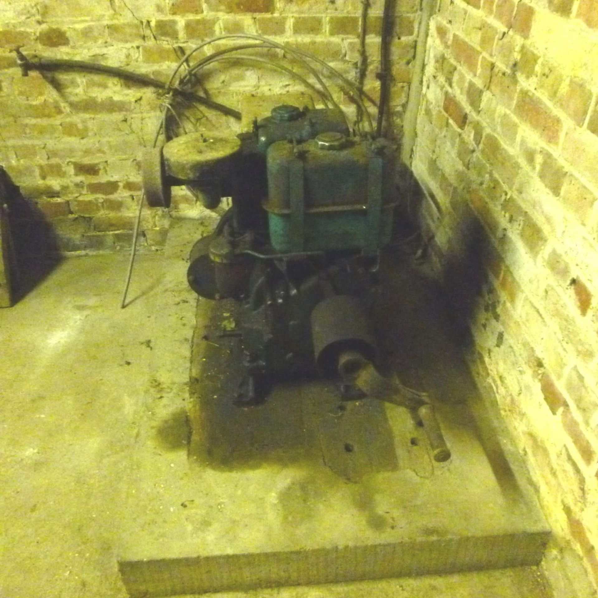 Lister generator. Stored near Flixton, Bungay. No VAT on this item. - Image 2 of 2