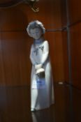 Nao Lladro Figurine - Girl with Small Basket