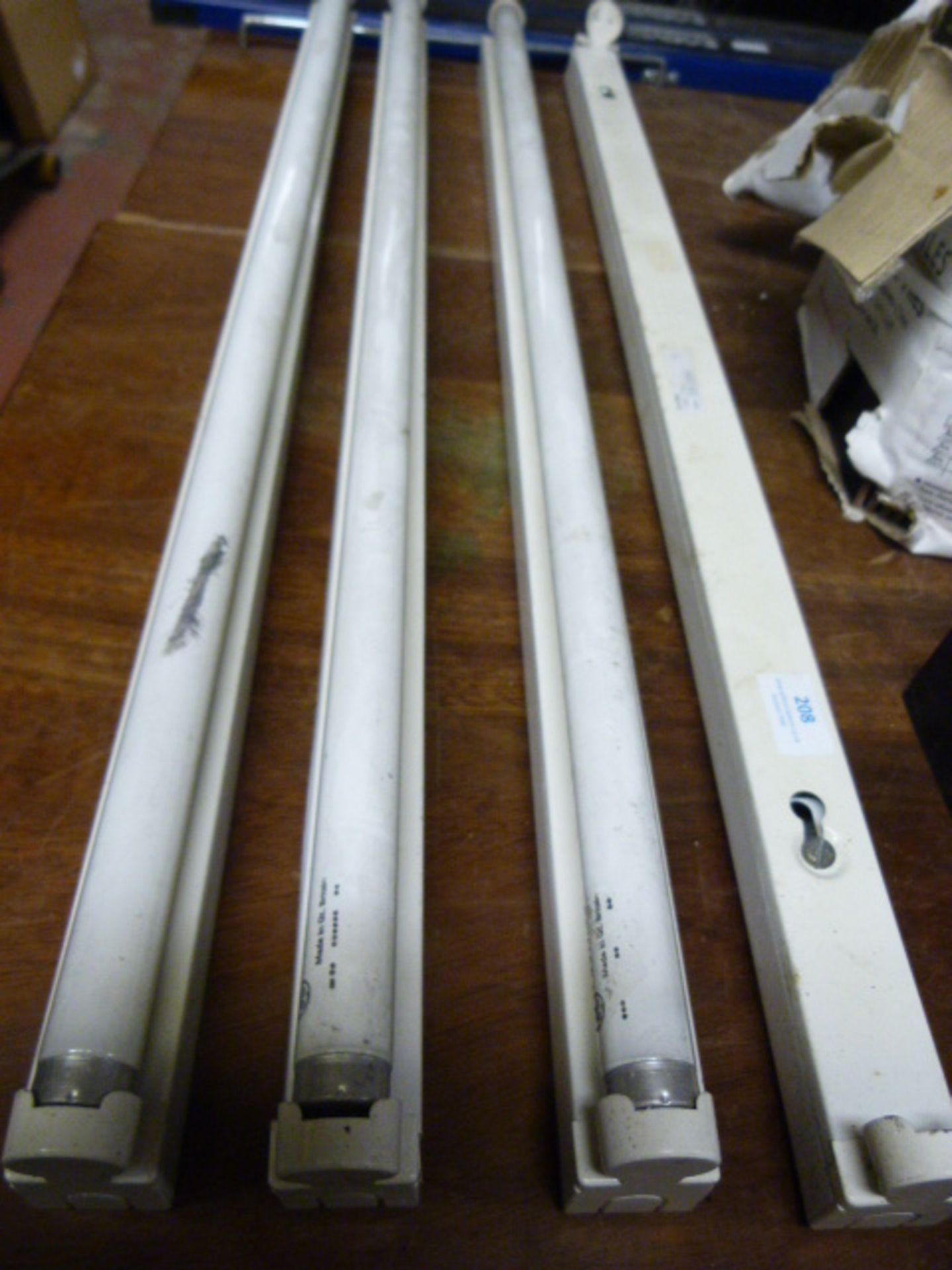 Four 90cm Fluorescent Light Fittings