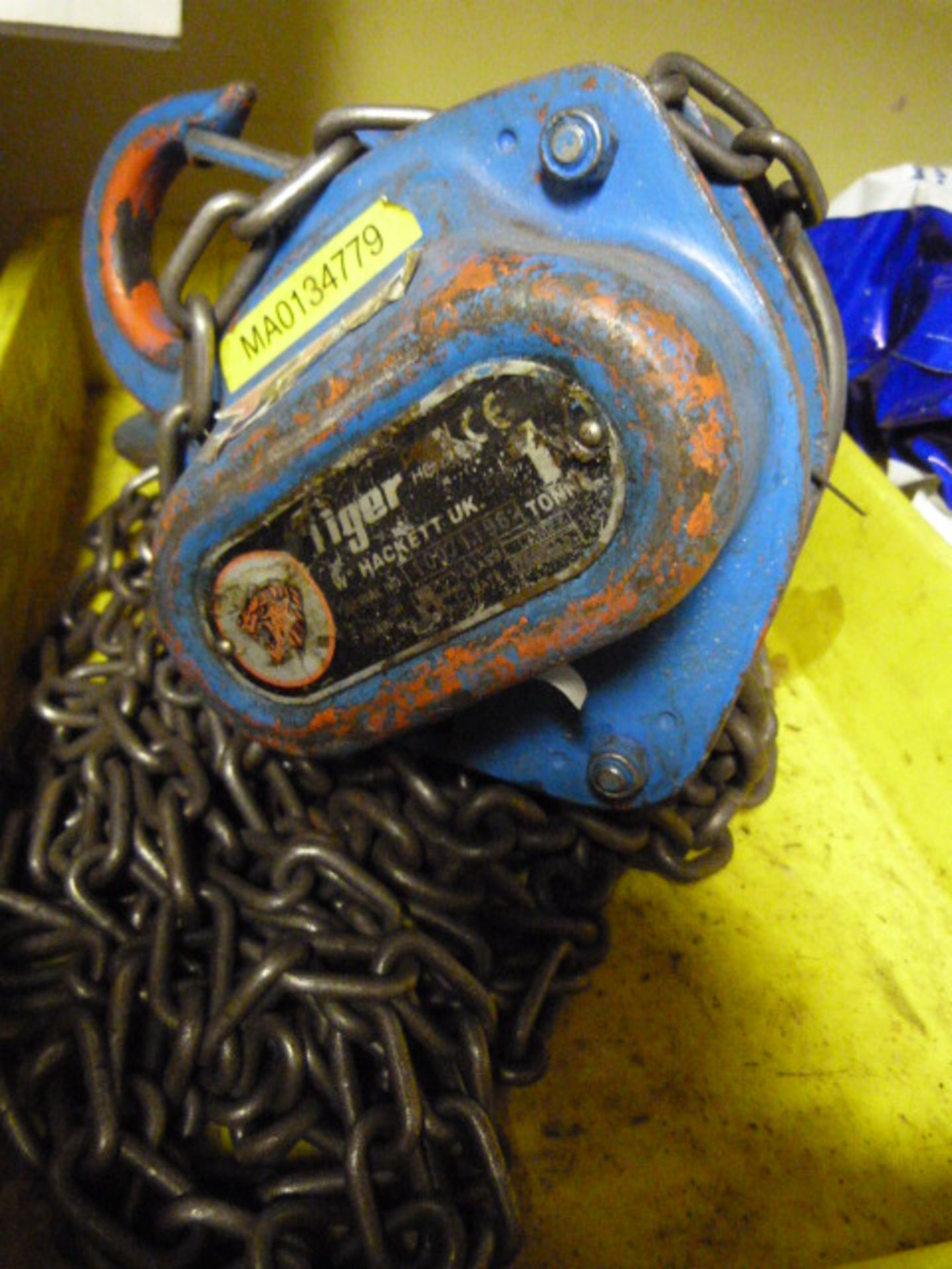 *Tiger 1 Tonne Chain Hoist