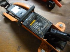 *Halfords 2 Tonne TRolley Jack