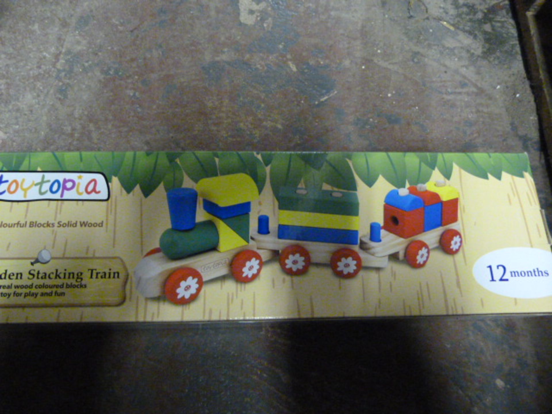 *Toytopia Wooden Stacking Train