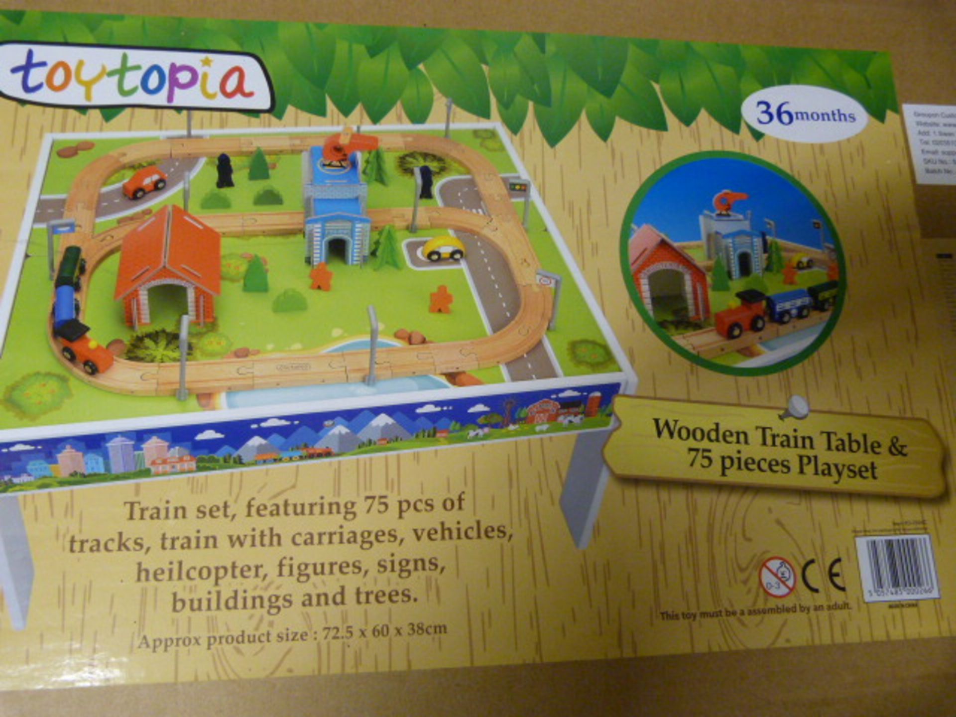 *Wooden Train Table and 75 Piece Playset