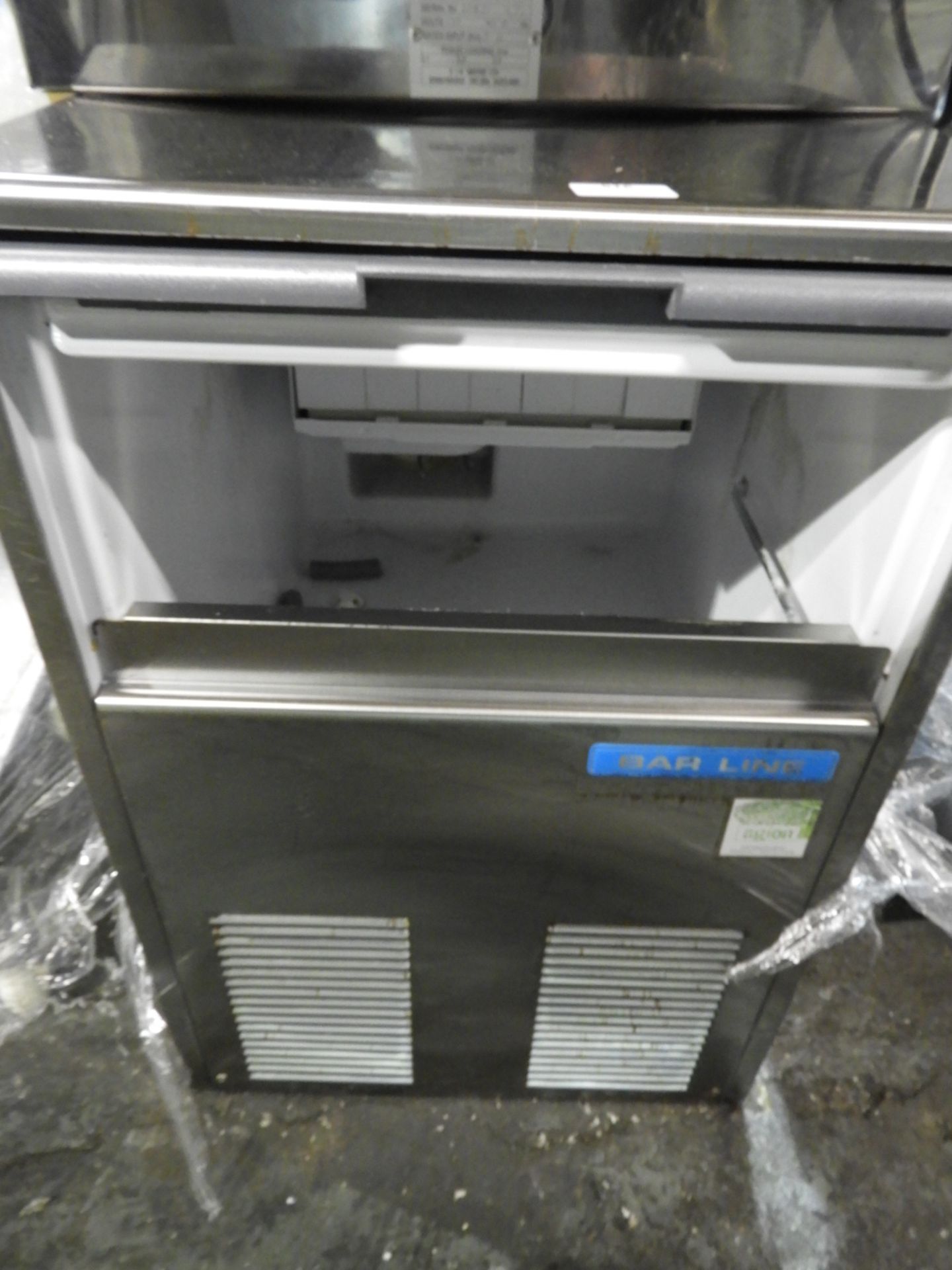 *Bar Line Ice Machine