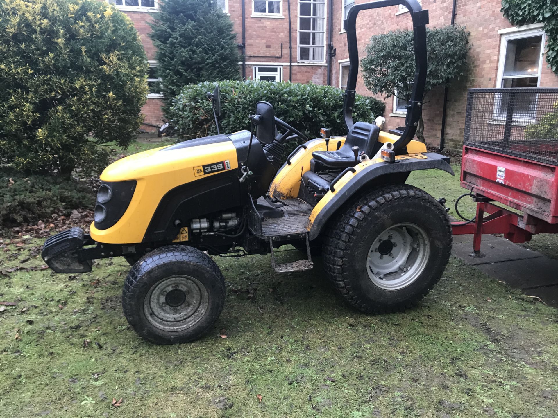 *JCB 335 HST Garden Tractor