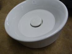 *Round White Ceramic Sink