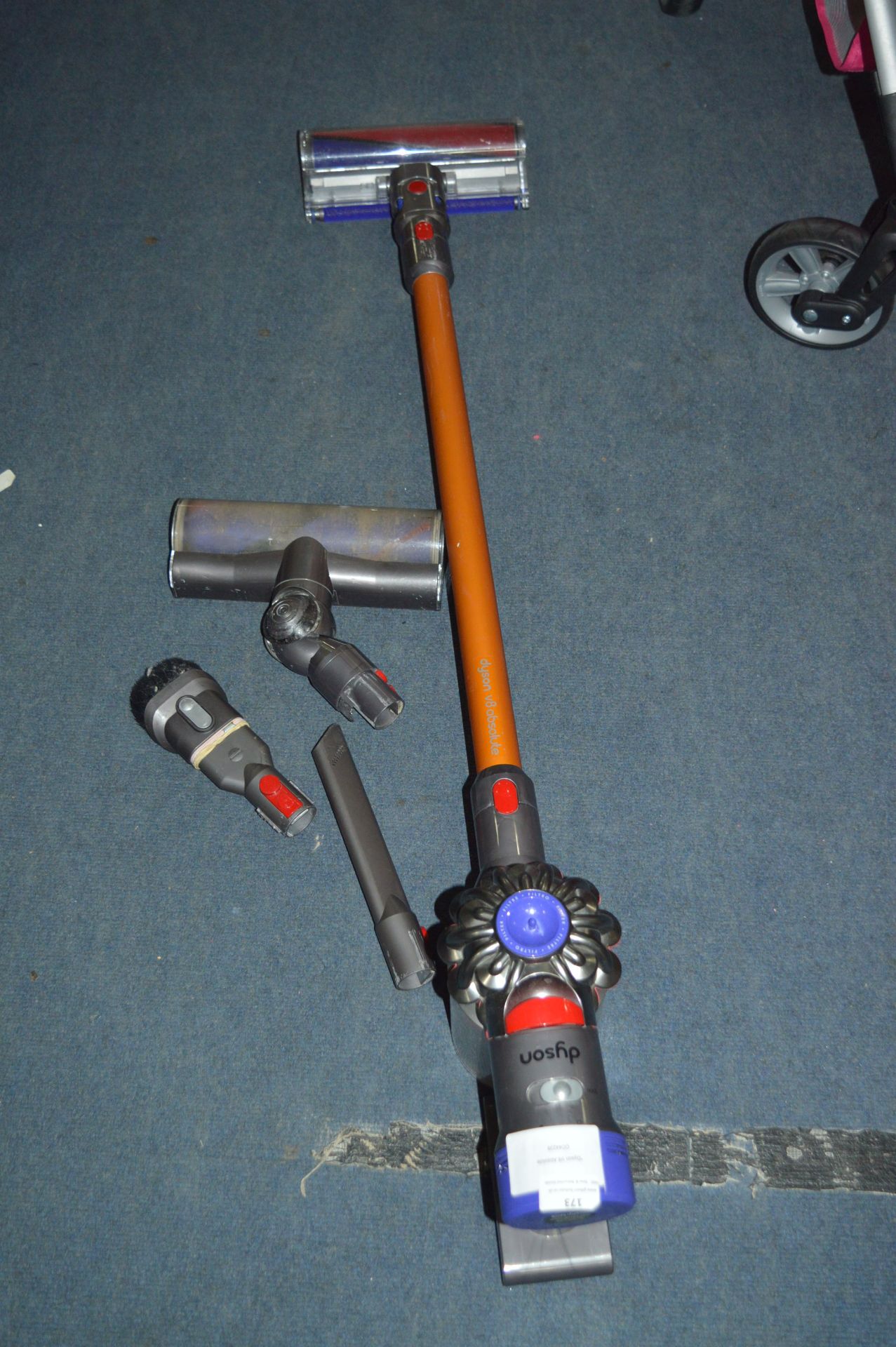 *Dyson V8 Absolute Vacuum