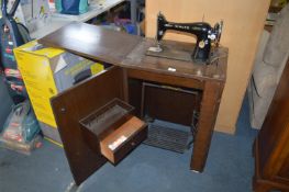 Singer EB61 Sewing Machine in Oak Cabinet