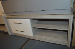 *Low Sideboard Unit in High Gloss White & Limed Oa