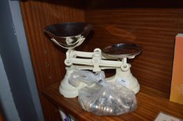 Set of Kitchen Scales with Cast Iron Weights