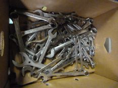 Large Quantity of Spanners