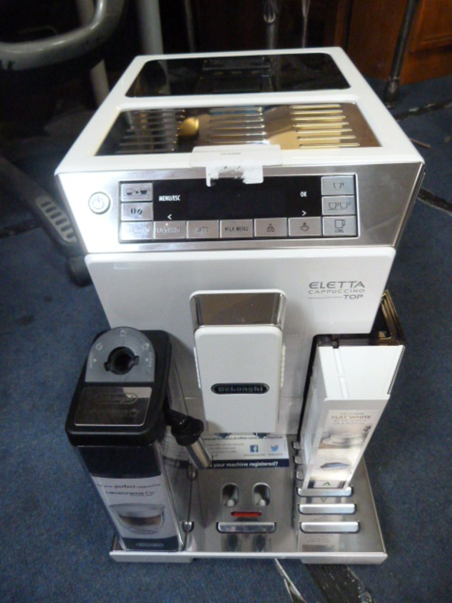 *Delonghi Coffee Machine Eletta