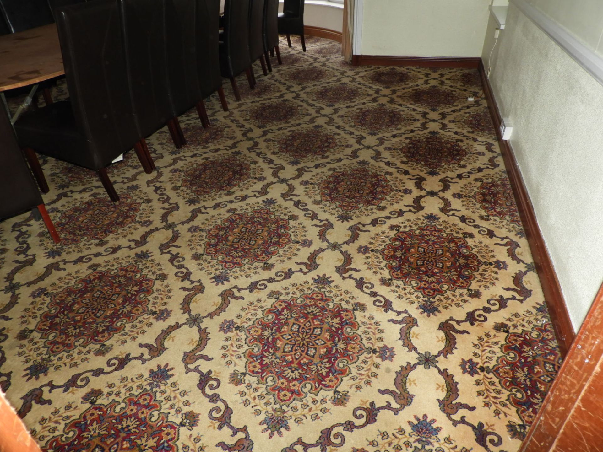 *Traditional Patterned Carpet (Approx 6m x 5.5m pl
