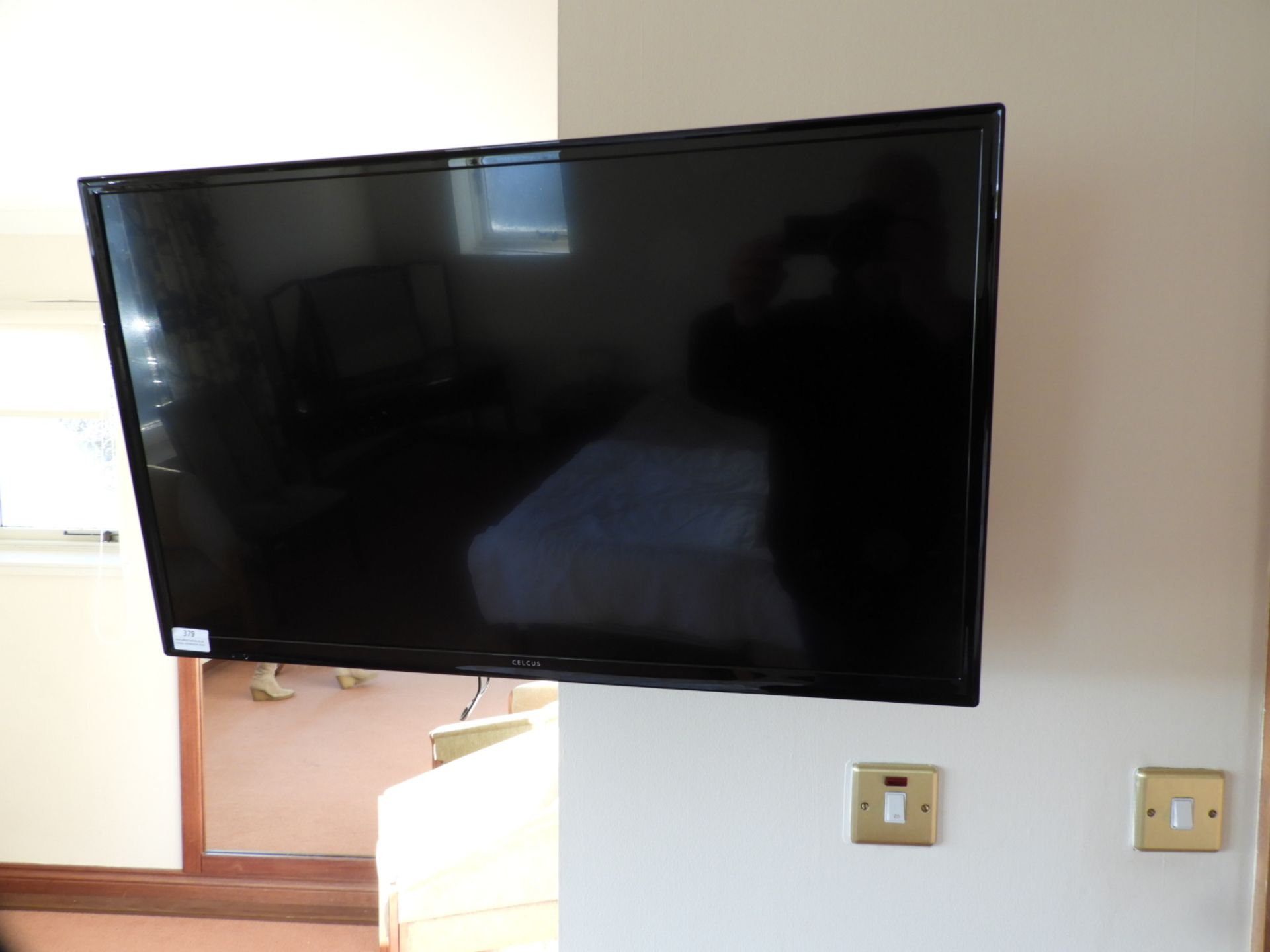 *Celcus Wall Mounted TV as Fitted in Room 301