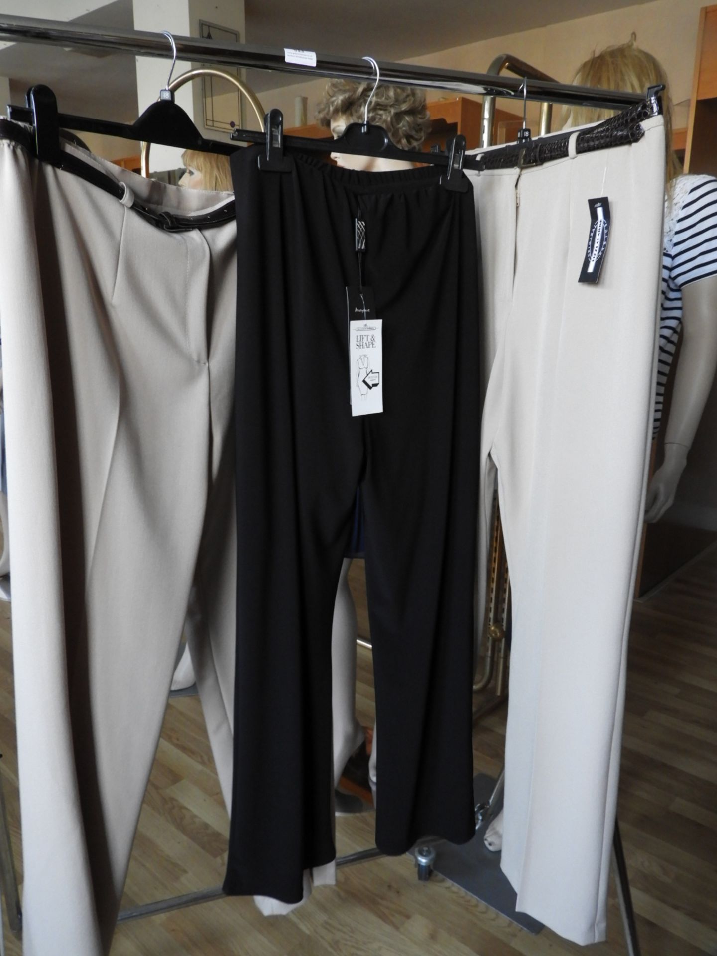 *Three Pairs of Ladies Trousers Size:18