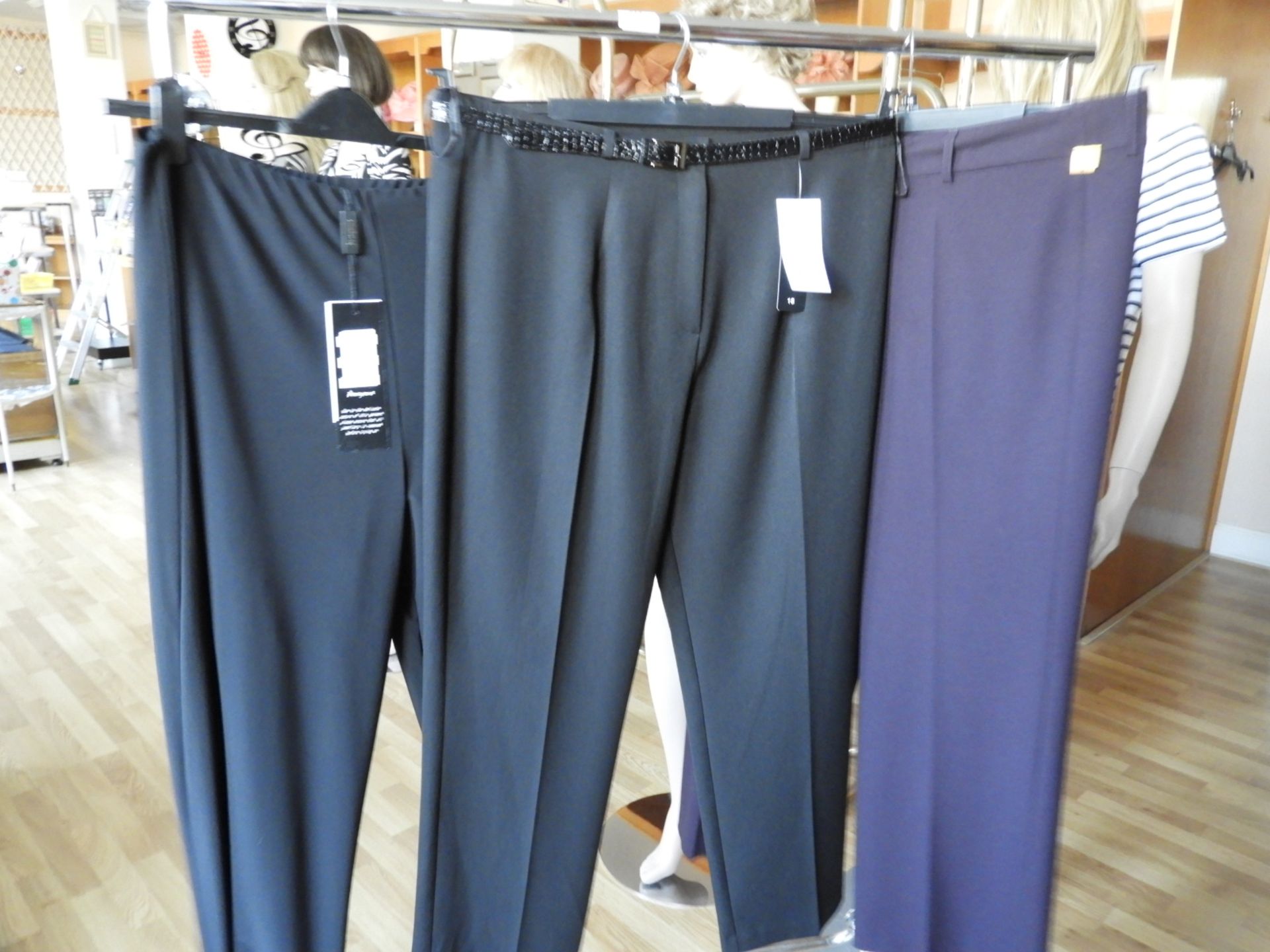 *Three Pairs of Ladies Trousers Size:18