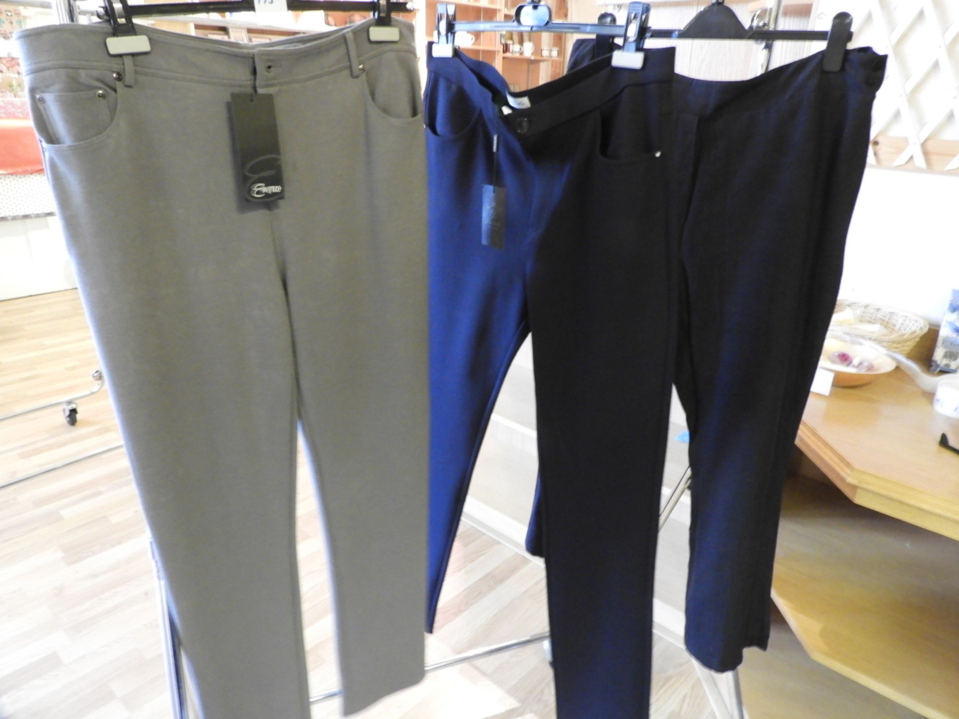 *Three Pairs of Ladies Trousers Size:18