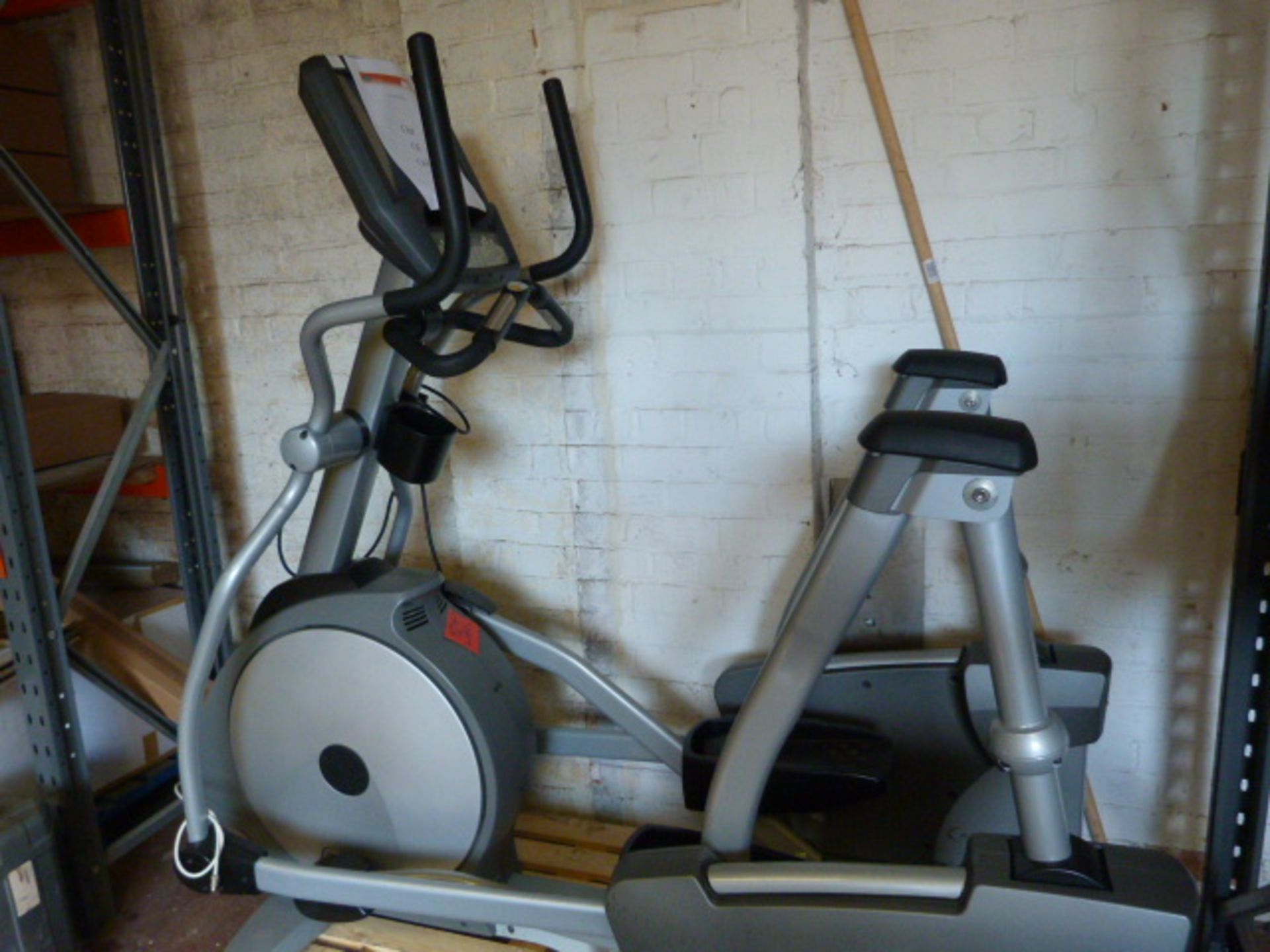 *Matrix Cross Trainer (AF)