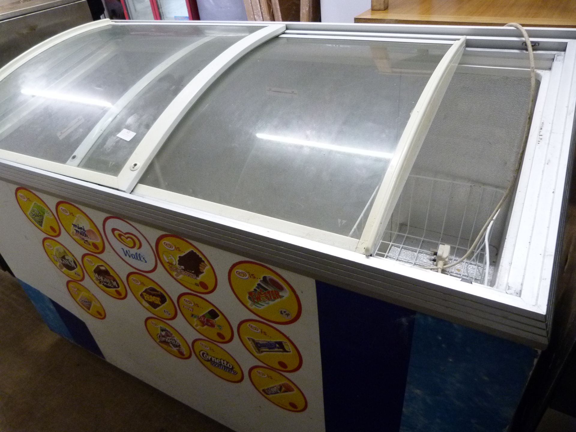 Ice Cream Display Freezer