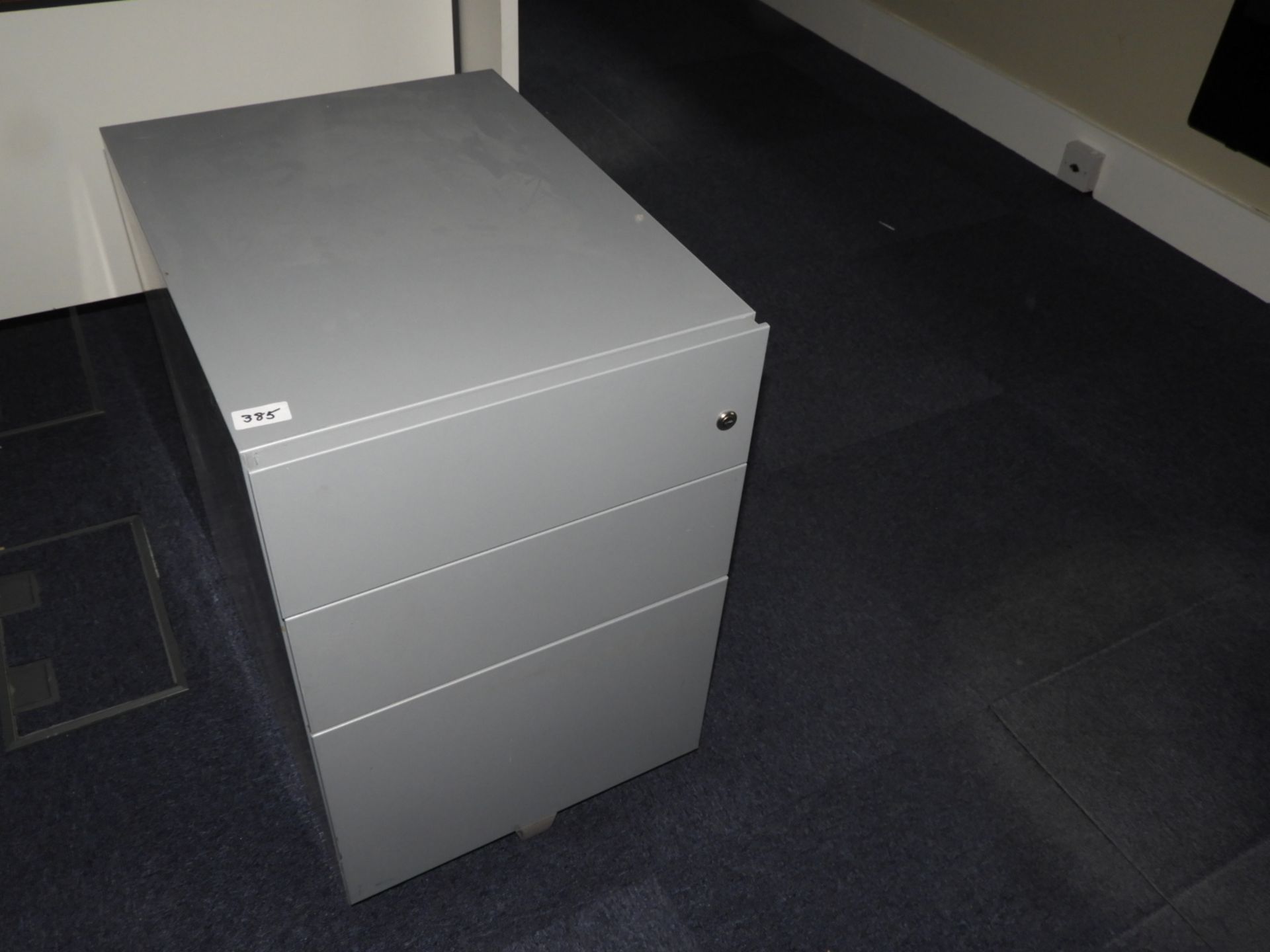 Standalone Three Drawer Unit