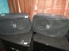 *Pair of Toa F305G Speakers