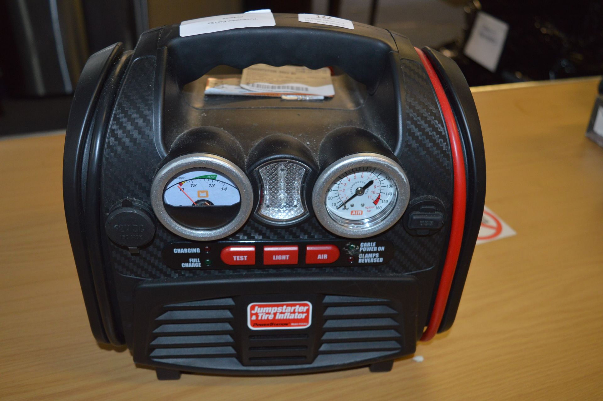 *Powerstation Psx3 Eu Jump Starter/Tyre Inflator - Image 2 of 2