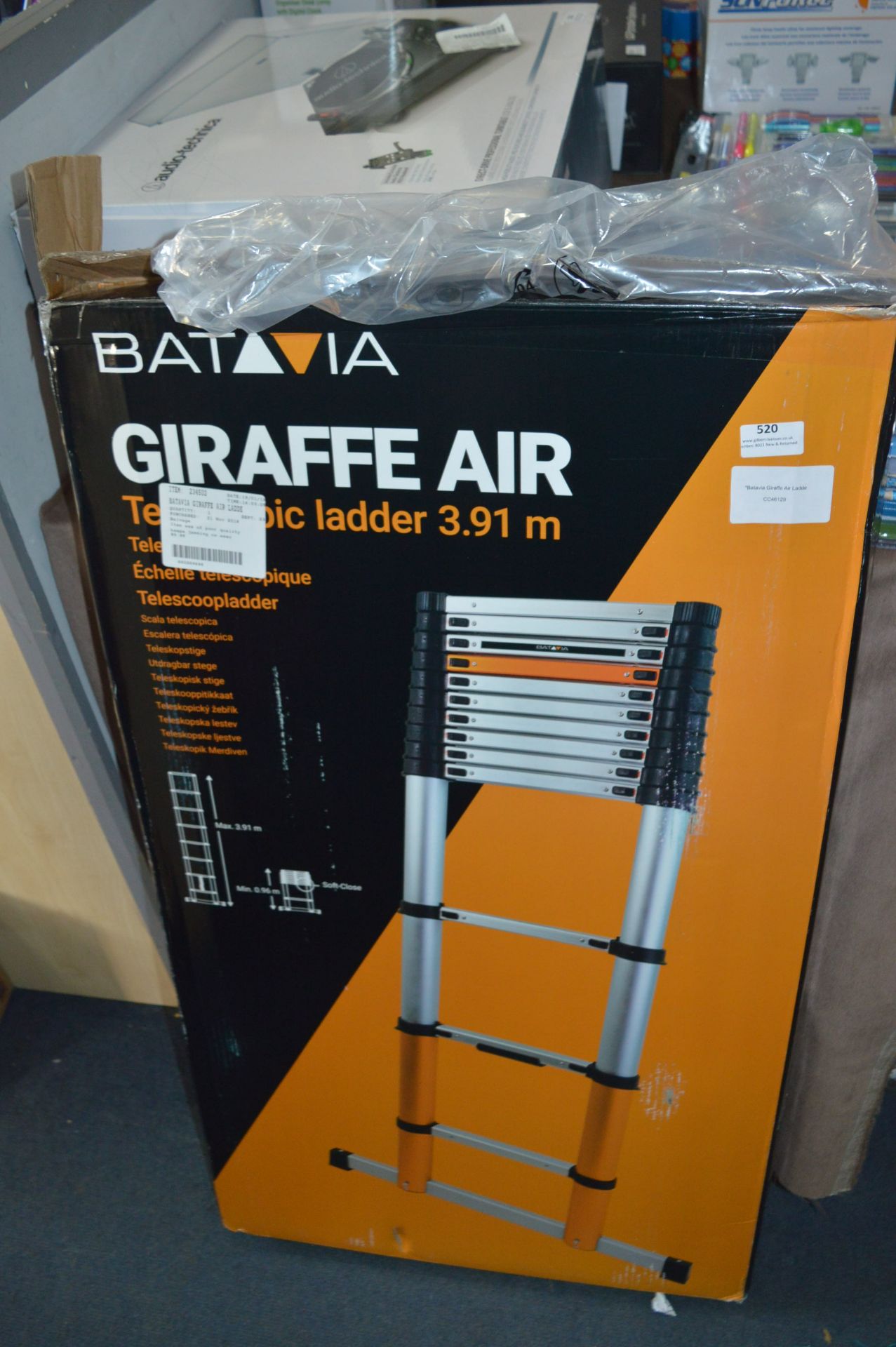 *Batavia Giraffe Air Ladde