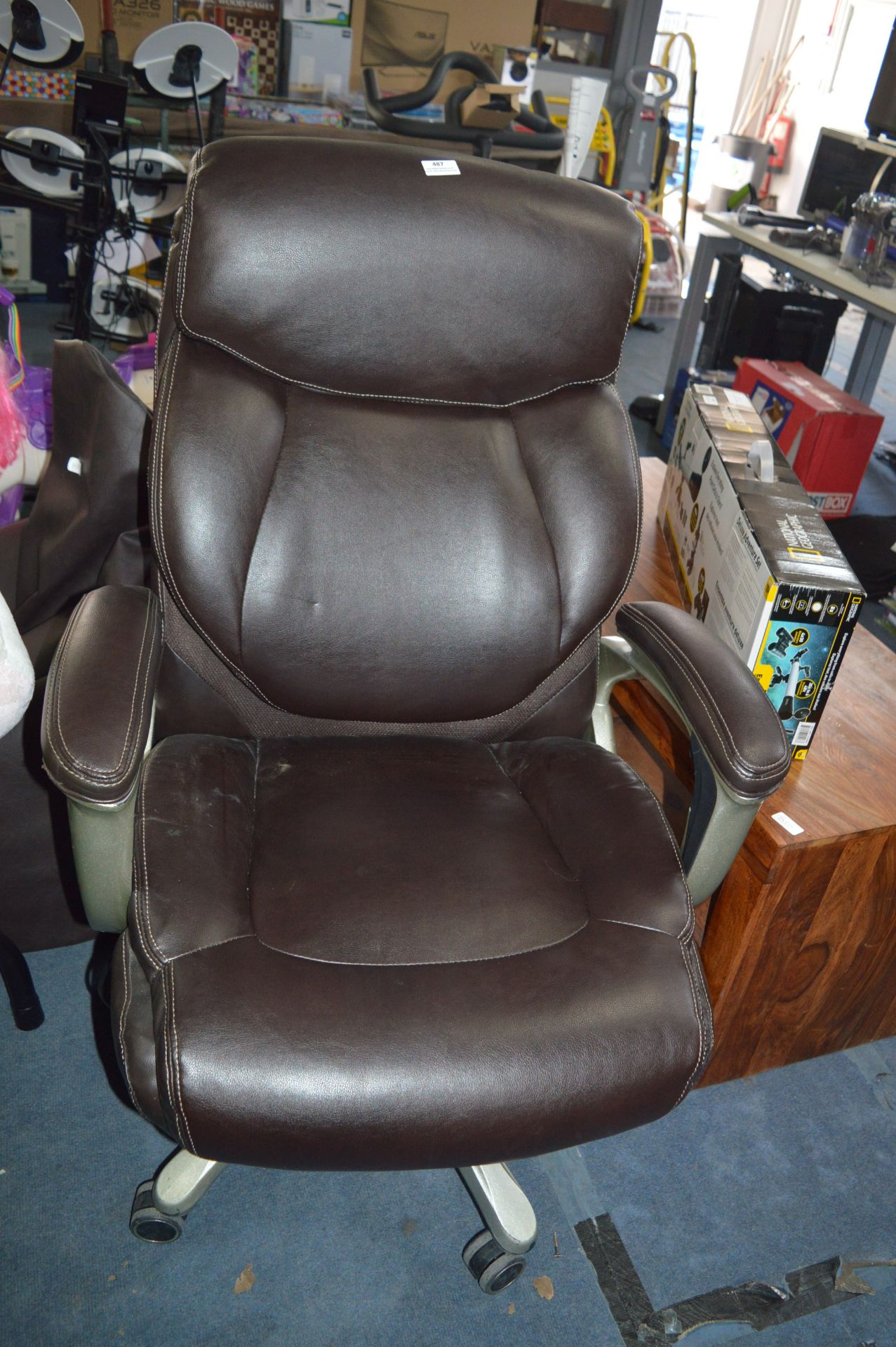 *Leather Swivel Office Armchair