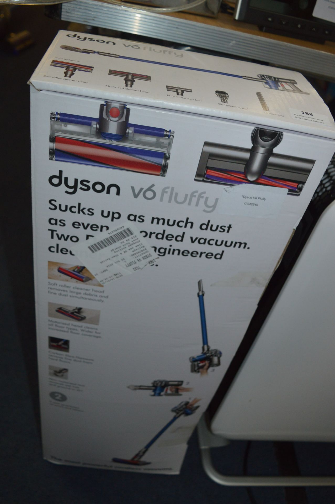 *Dyson V6 Fluffy Vacuum Cleaner