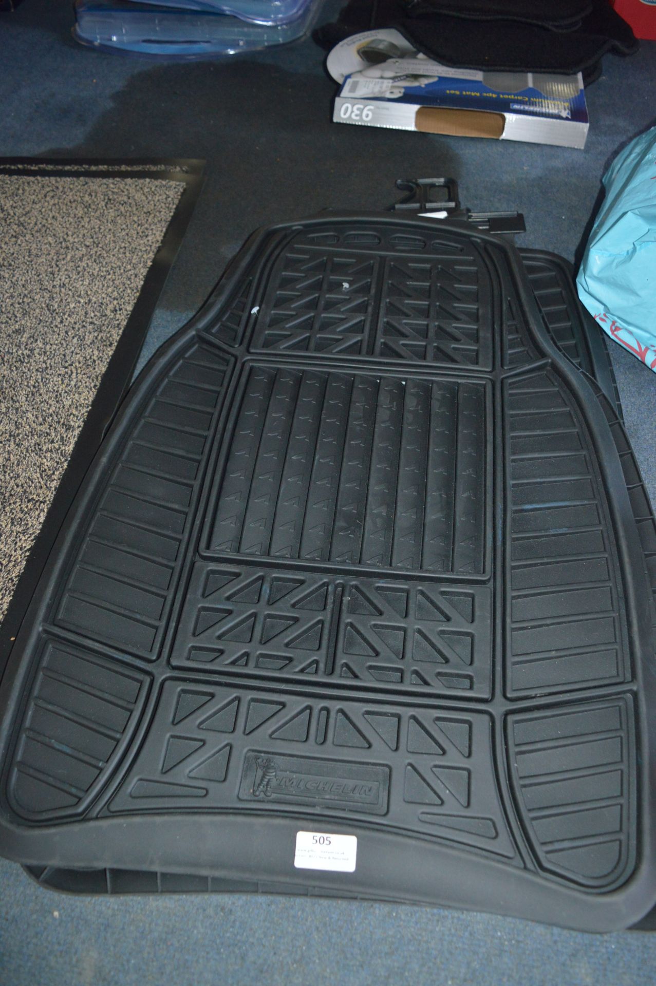 *Michelin Carpet Car Mat