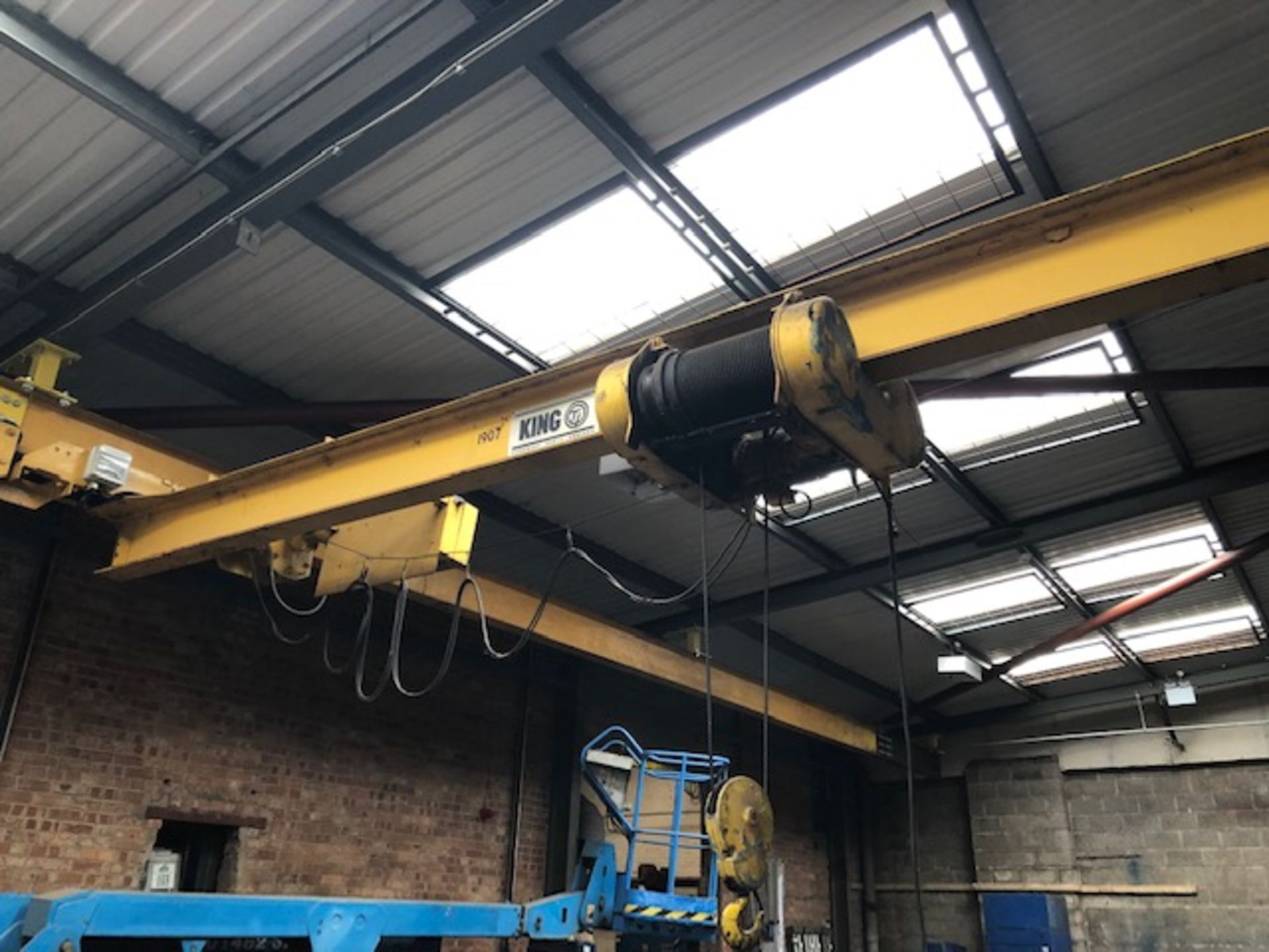 *King TI 1 Tonne Overhead Electric Crane (approx 7