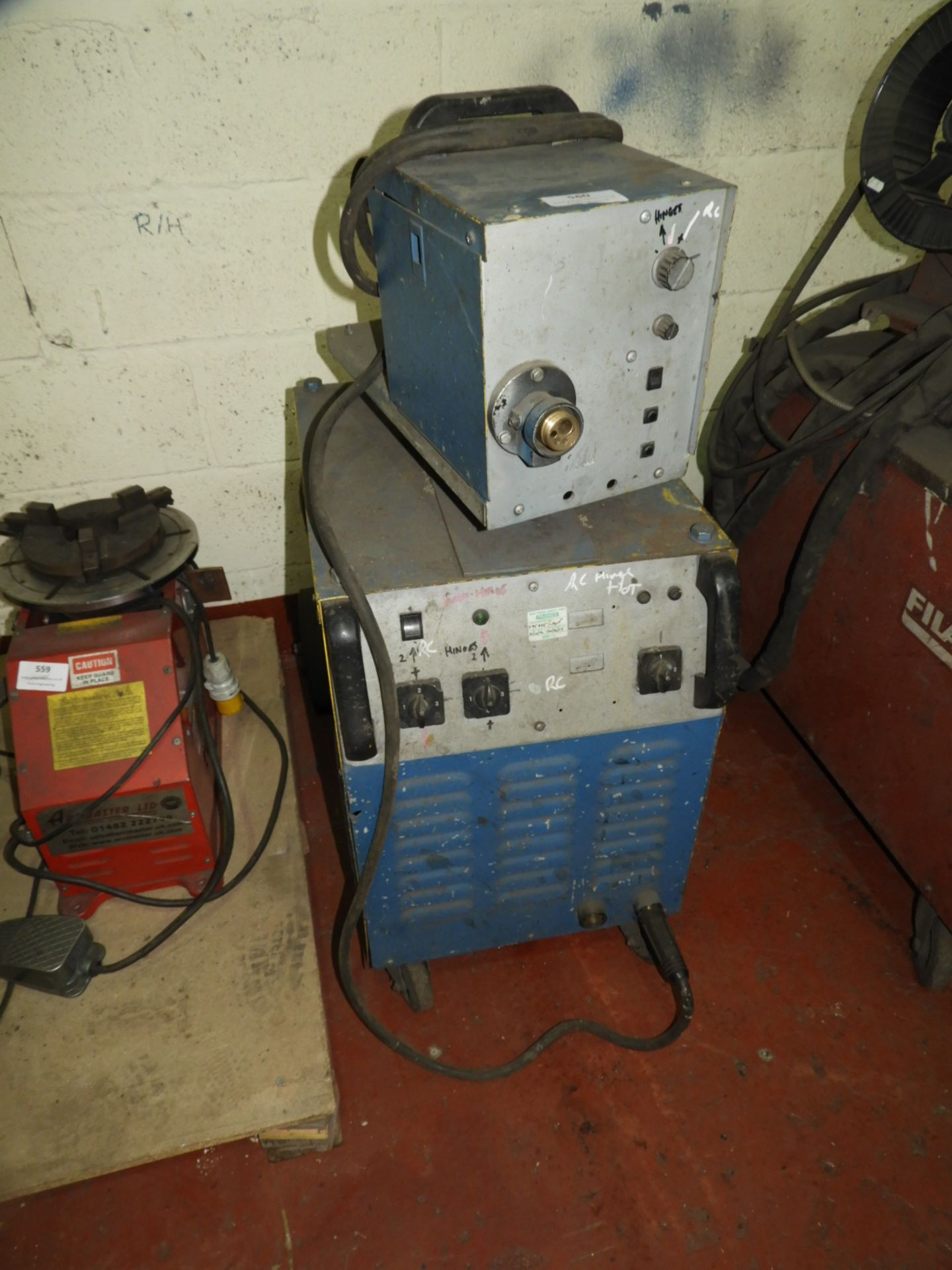 *Esab 400s Mig Welder with Feed Unit