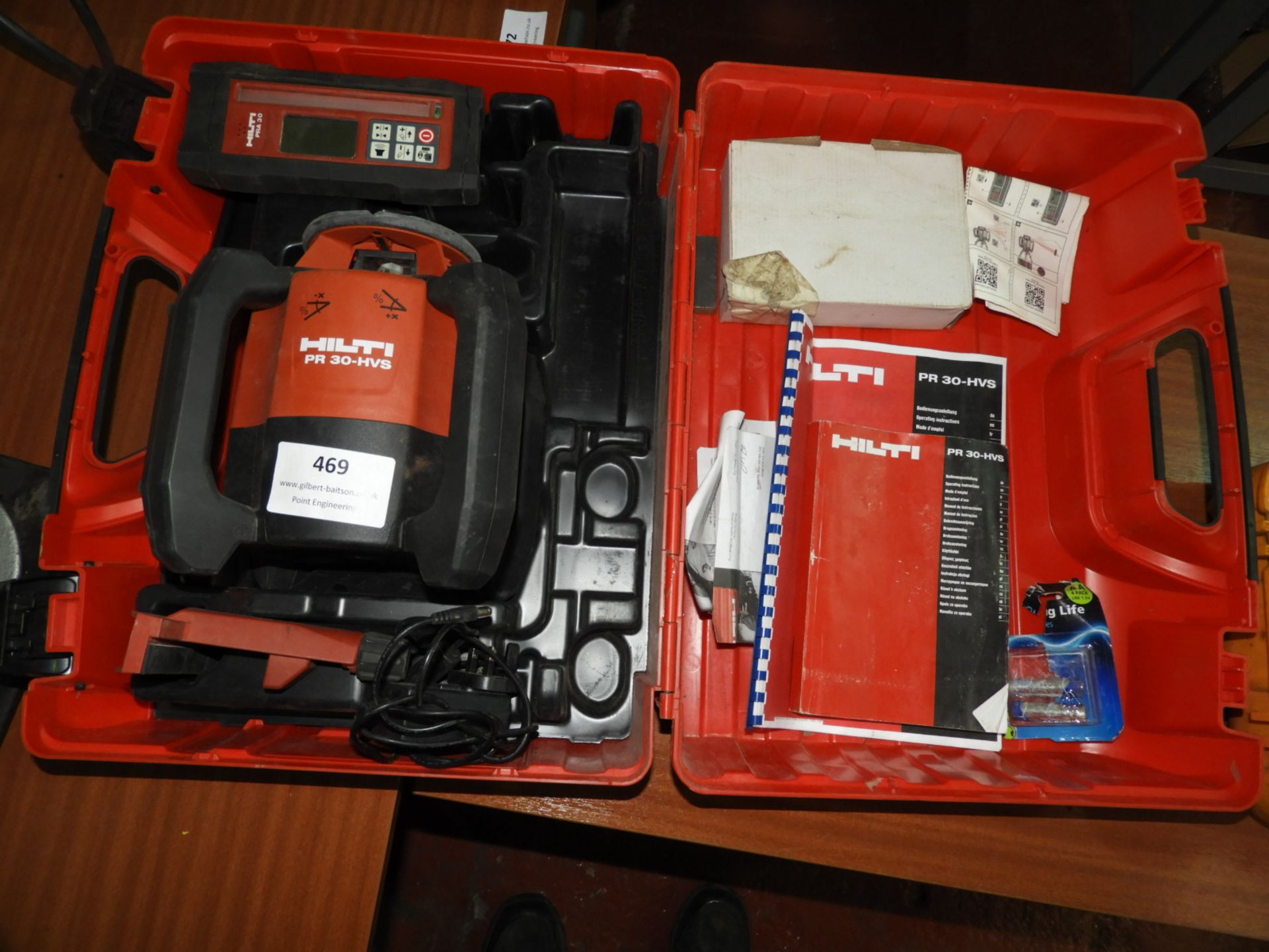 *Hilti PR30-HVS Laser Level with Hilti PRA30 Laser