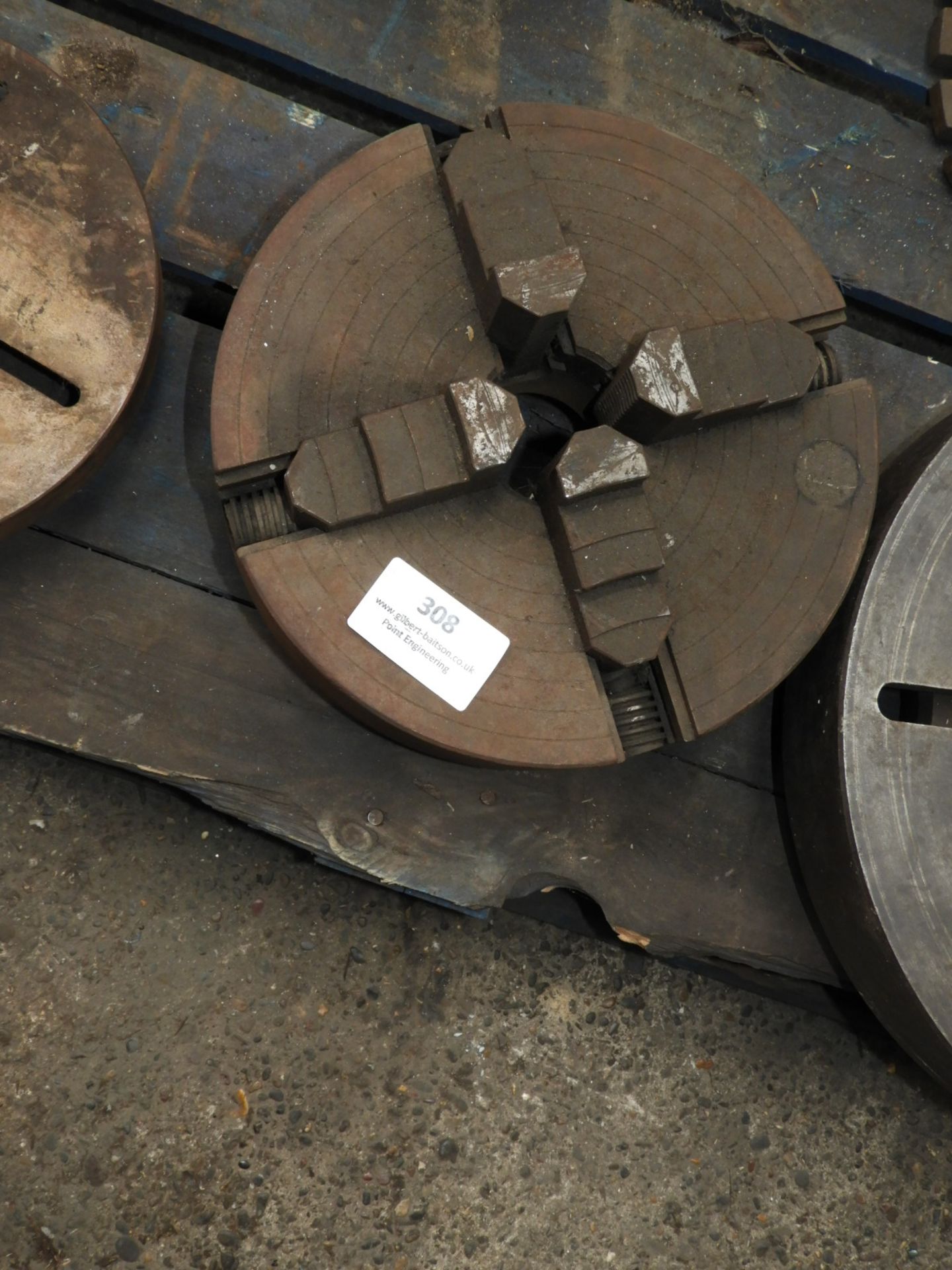 *Four Jaw Centre Lathe Chuck