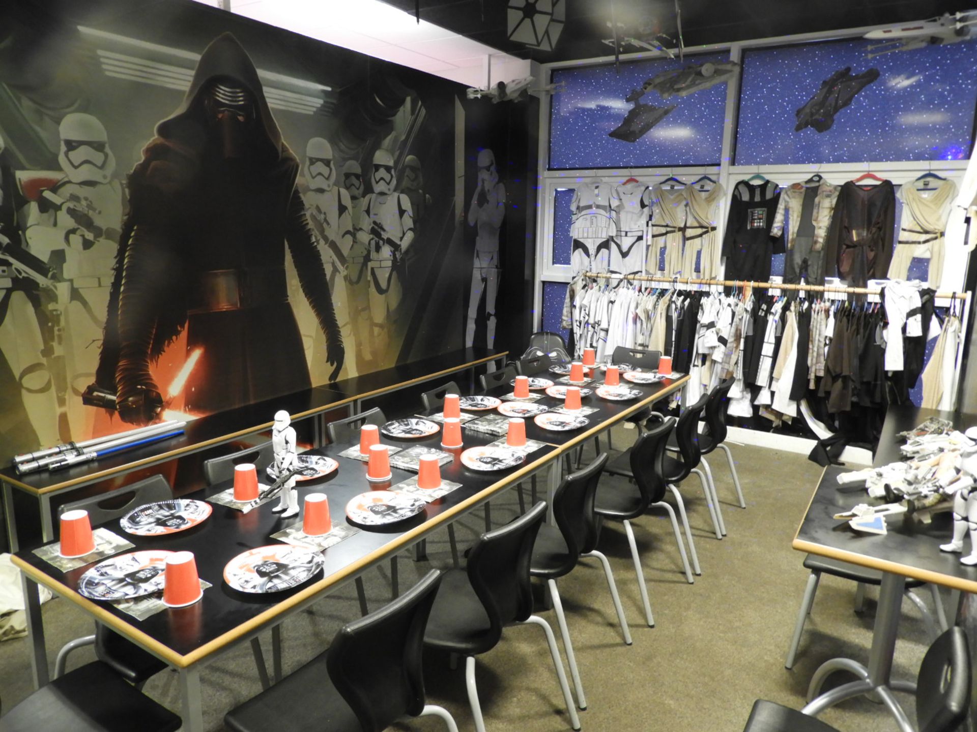 *Contents of Star Wars Themed Party Room which Con - Image 4 of 4