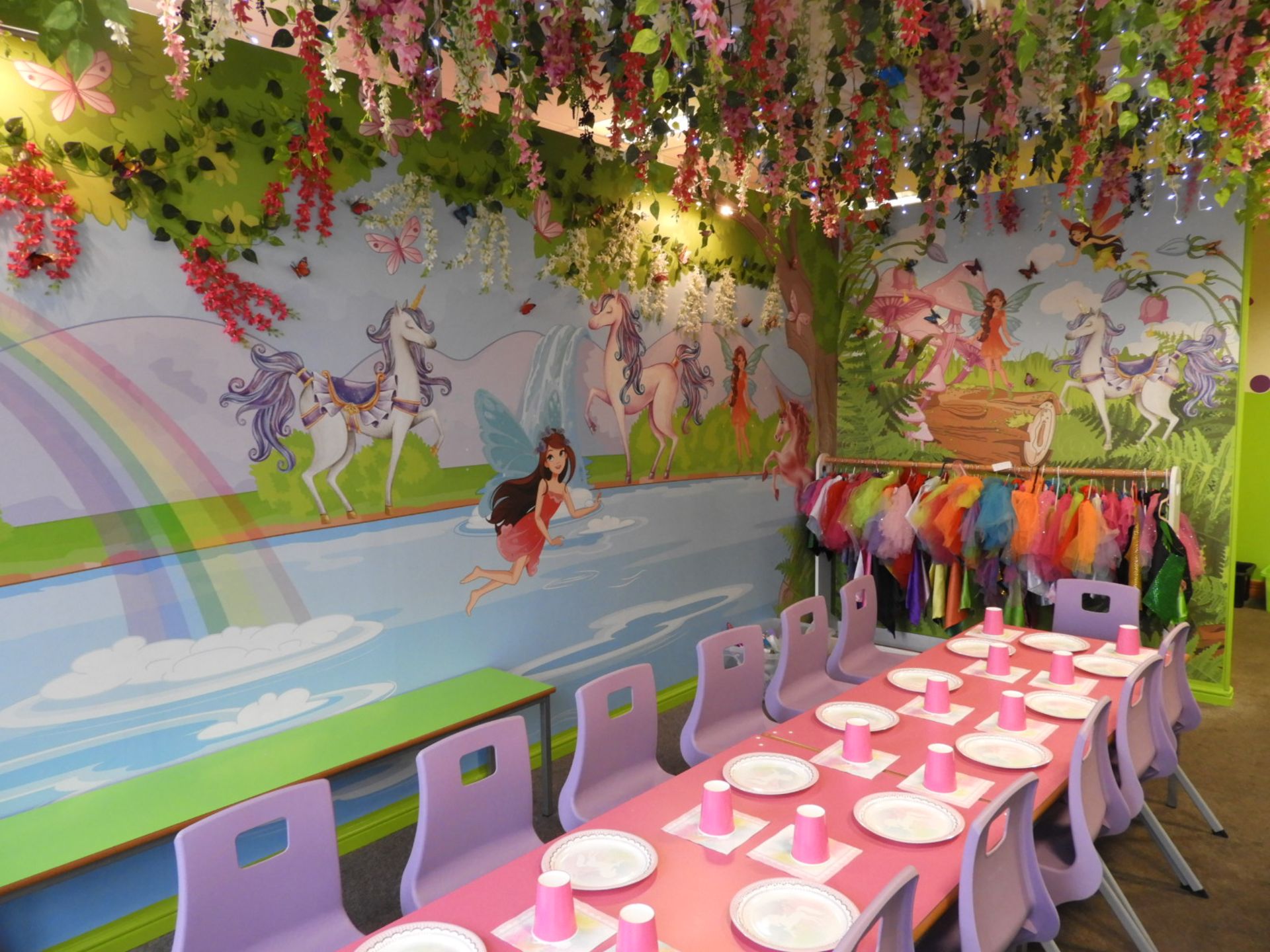 *Contents of Fairy & Unicorn Themed Party Room whi - Image 3 of 6