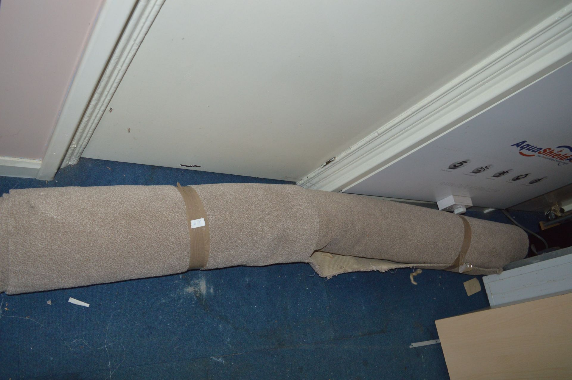 Roll of Brown Carpet 189cm