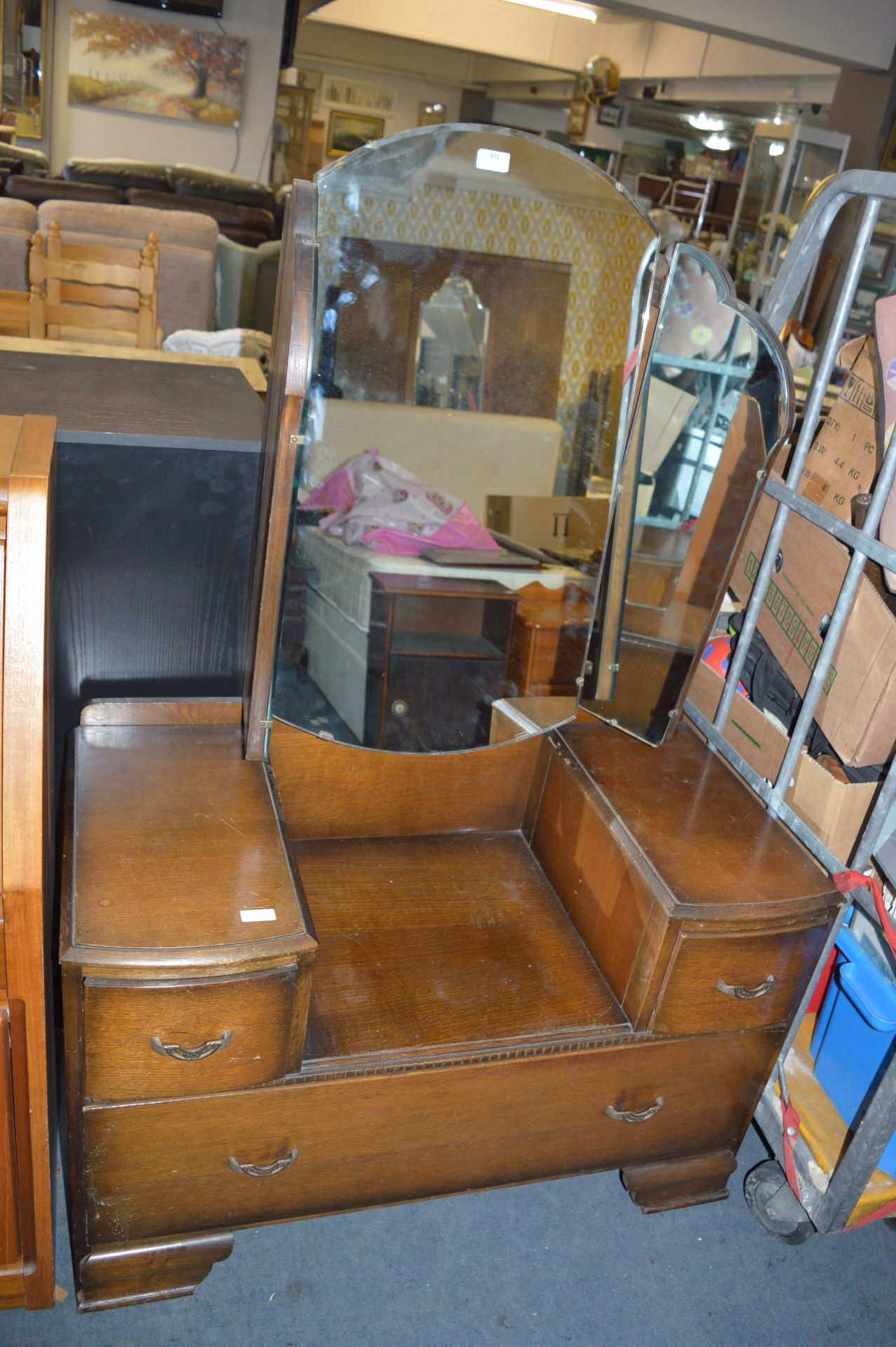 Three Drawer Chest with Triple MIrror