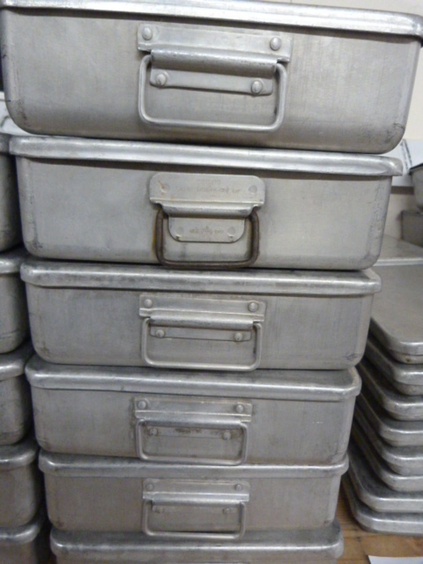 *Six BS Tins with Lids 26x8x20cm